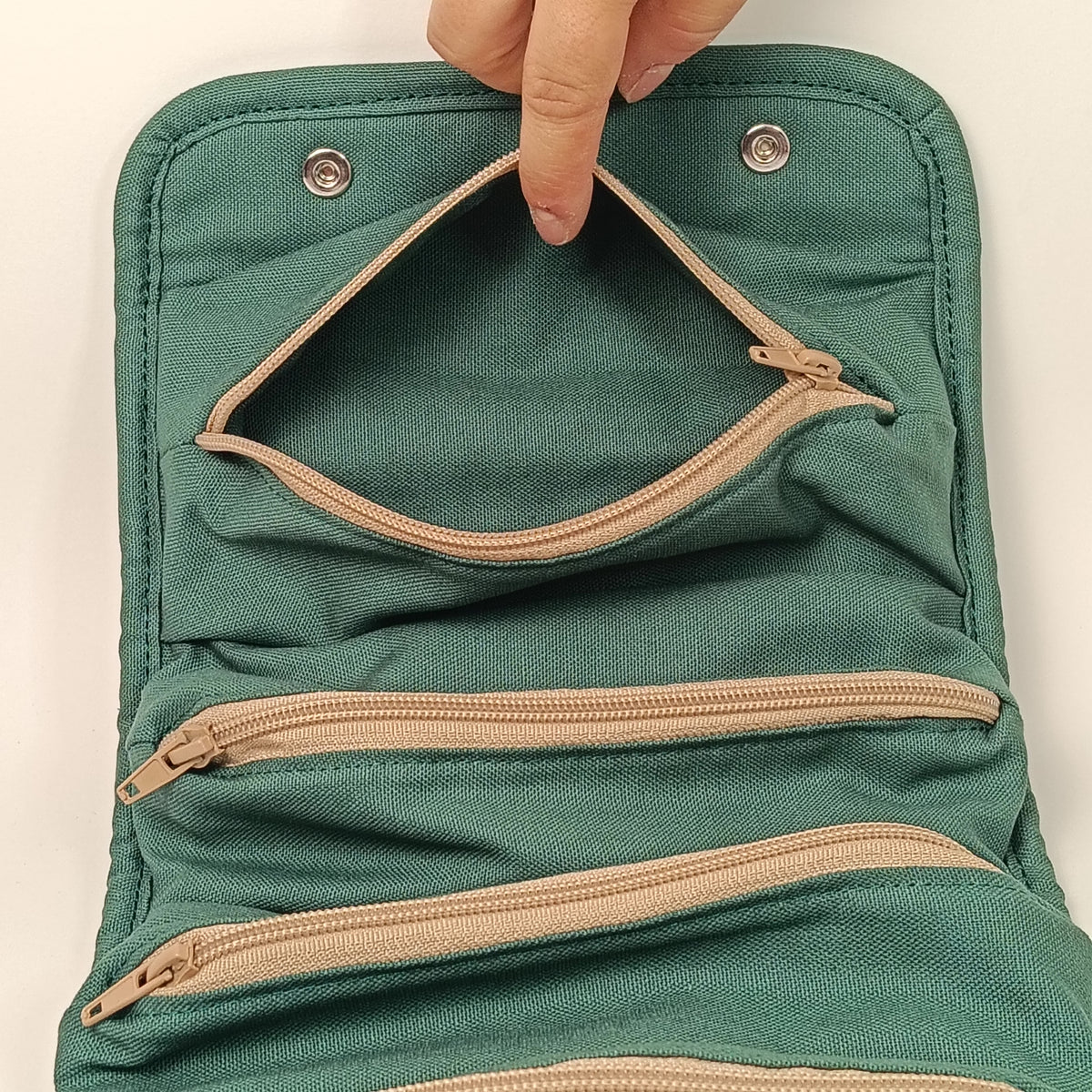 BEAUTY CASE -  Da Viaggio Arrotolabile in Gobelin Floreale Verde - Prodotto artigianale