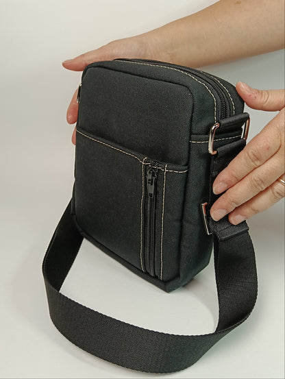 BORSELLO - Versione piccola - Tracolla Nero in Canvas con Impunture Beige - Borsello Artigianale