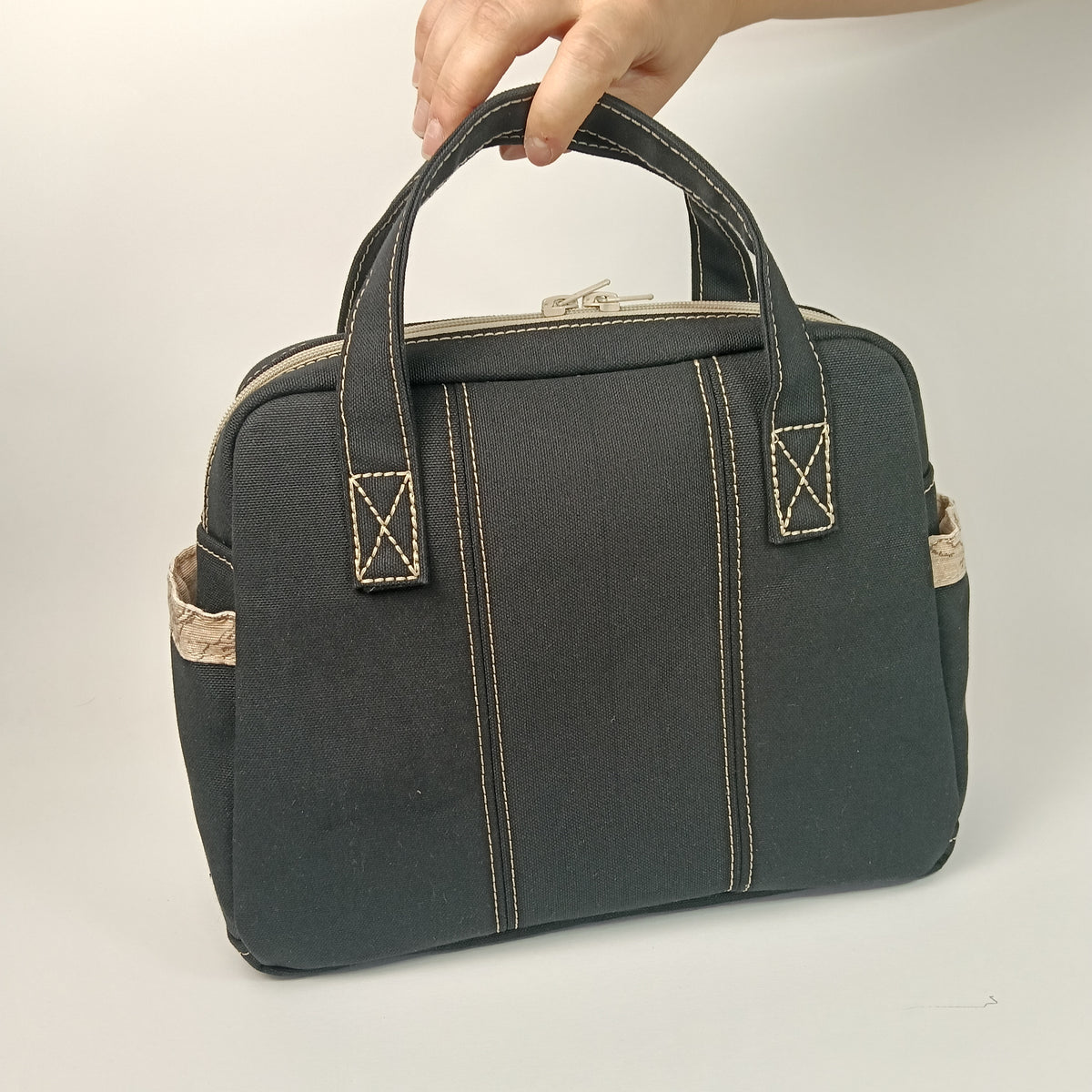 GINEVRA - Borsa a Mano in Canvas Nero con Fodera Mappa Vintage - Prodotto artigianale