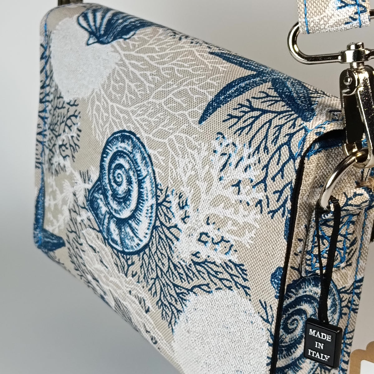 DIDI- Borsa fatta a mano modello tracolla - Prodotto artigianale