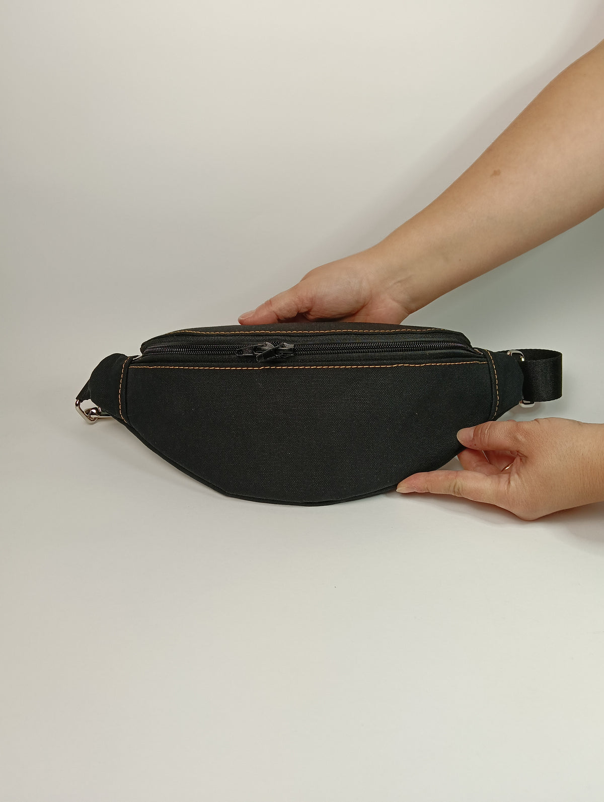 MARSUPIO -  artigianale unisex personalizzabile - Design contemporaneo e praticità Made in Italy