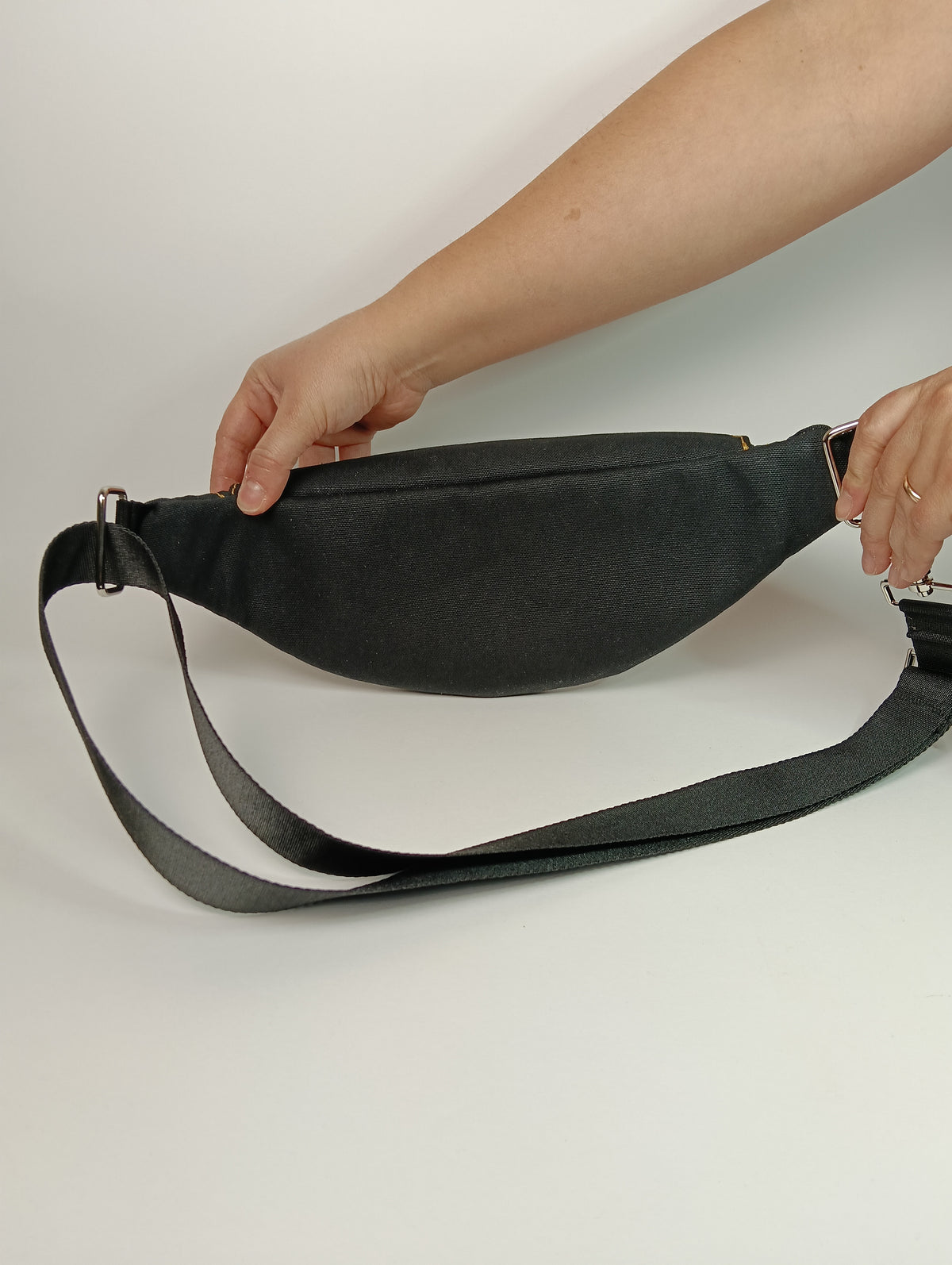 MARSUPIO -  artigianale unisex personalizzabile - Design contemporaneo e praticità Made in Italy