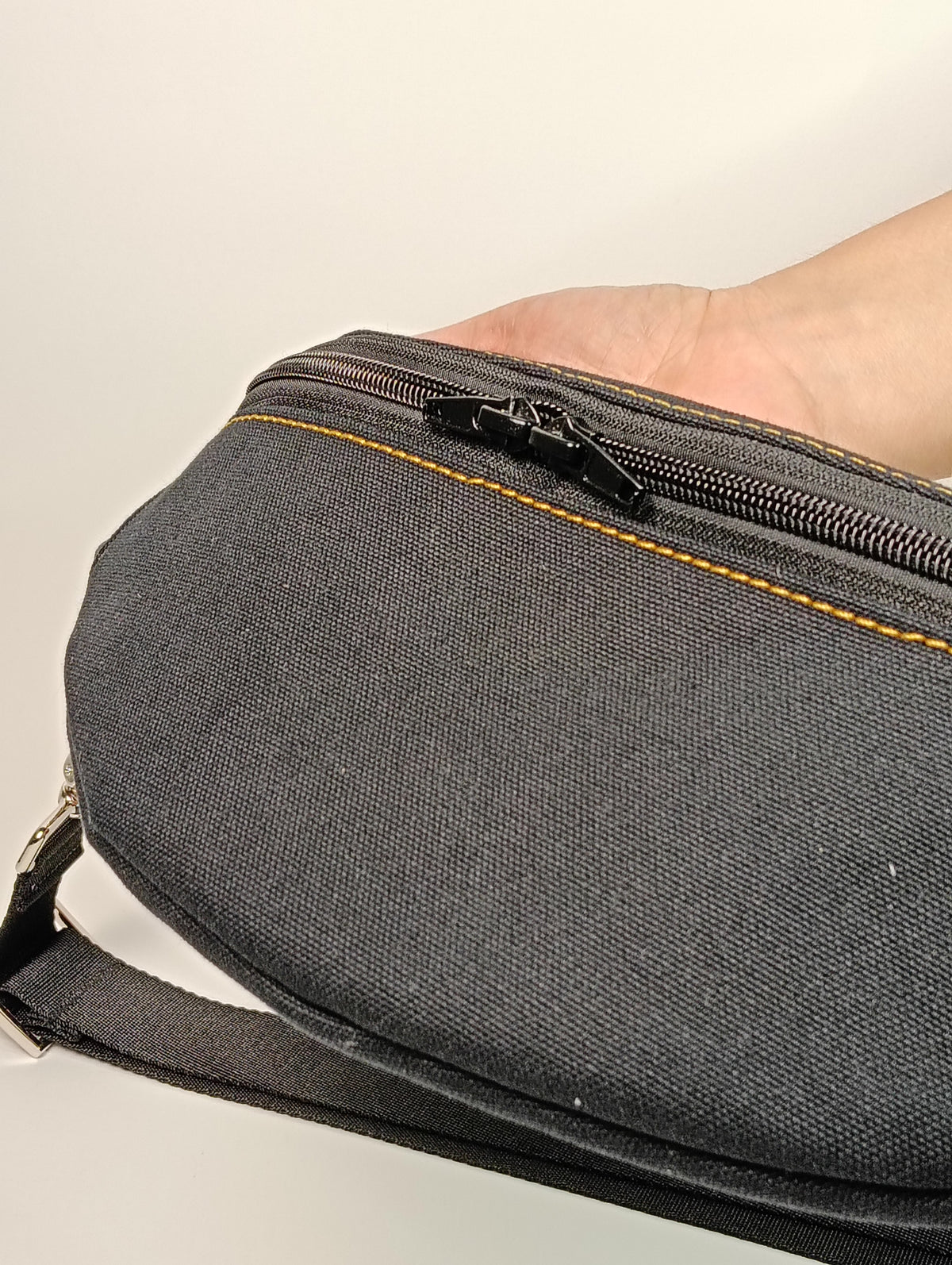 MARSUPIO -  artigianale unisex personalizzabile - Design contemporaneo e praticità Made in Italy