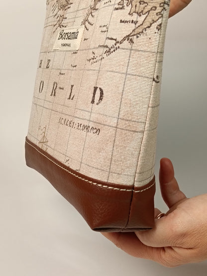 ELENA - Pochette da Polso Mappa Vintage e Pelle Sintetica Marrone - Prodotto artigianale