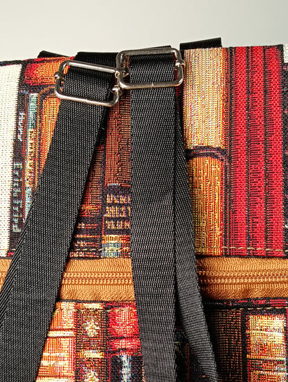 EMMA - Zaino fatto a mano da donna tessuto jacquard motivo libri- Prodotto artigianale