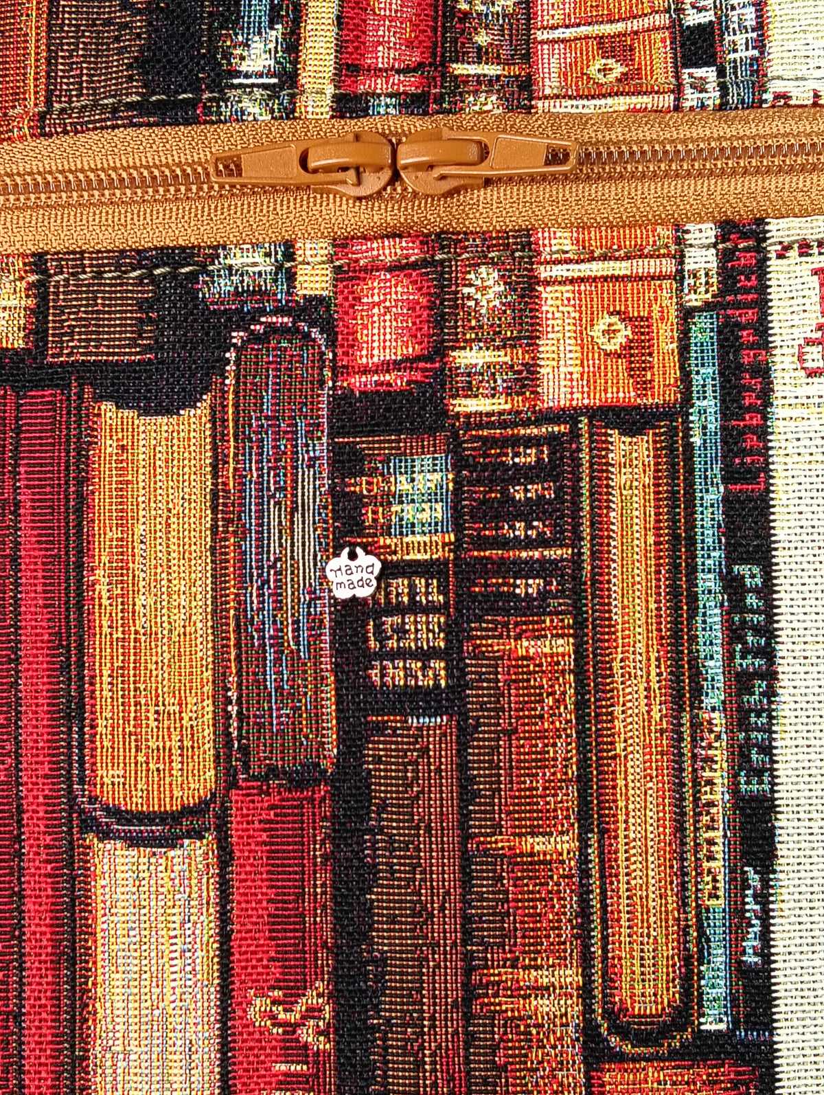 EMMA - Zaino fatto a mano da donna tessuto jacquard motivo libri- Prodotto artigianale