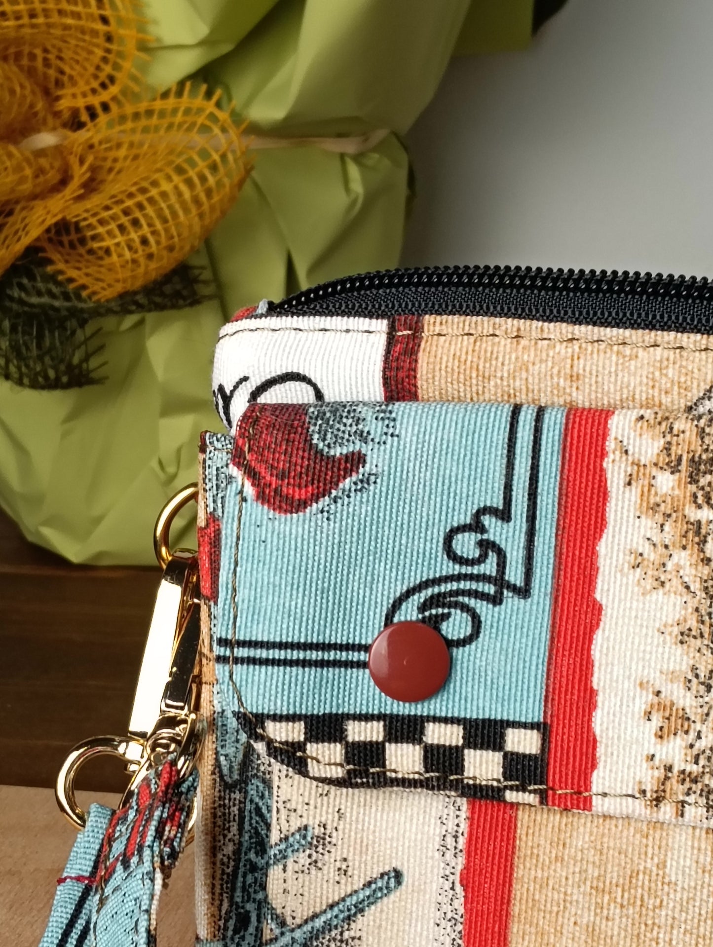 CAMILLA - Handgefertigte Beuteltasche - Handwerksprodukt
