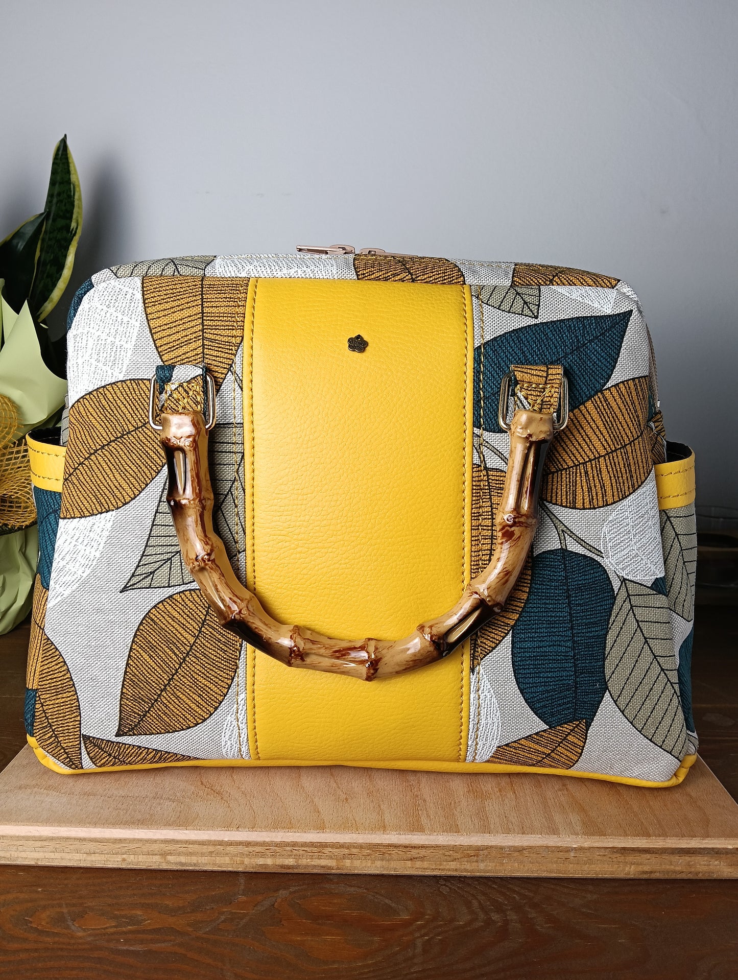 GINEVRA - Handgefertigte Tasche aus Leder und Stoff - Handgemachtes Produkt